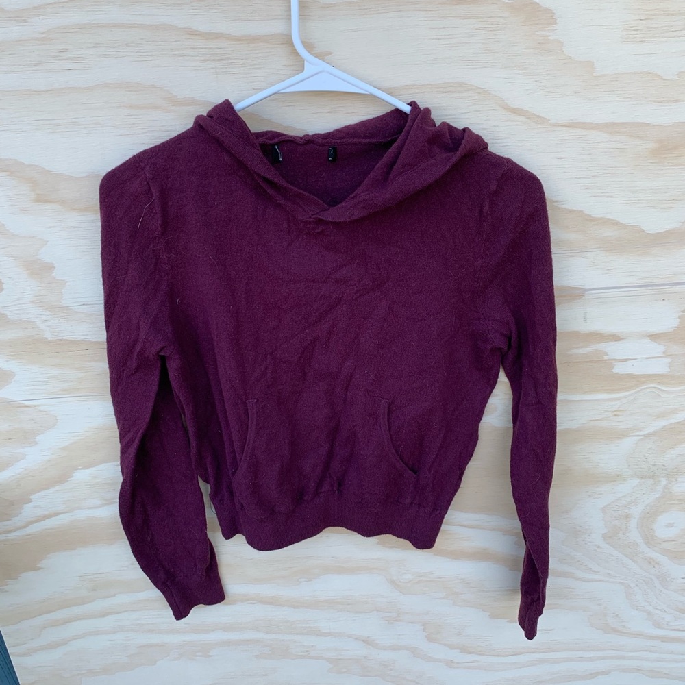 maroon cropped sweatshirt